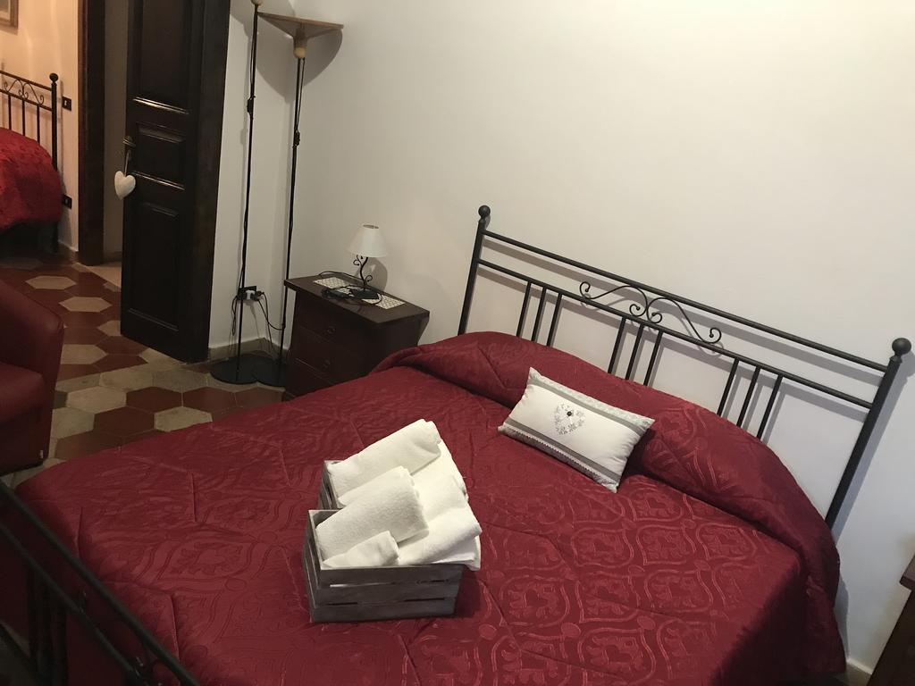 B&B La Staffa Aquino Kültér fotó
